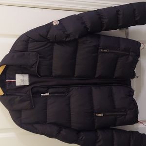 Moncler Coat Sz Med (Fits like Medium/Large)